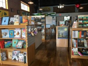 Book Displays inside Hipocampo