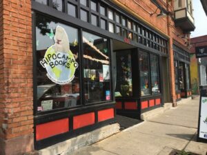 Hipocampo Books entrance