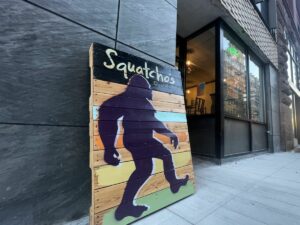 Squatcho's entrance from outside