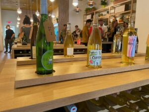 multiple selection of wines at Aldaskeller Wine Co.